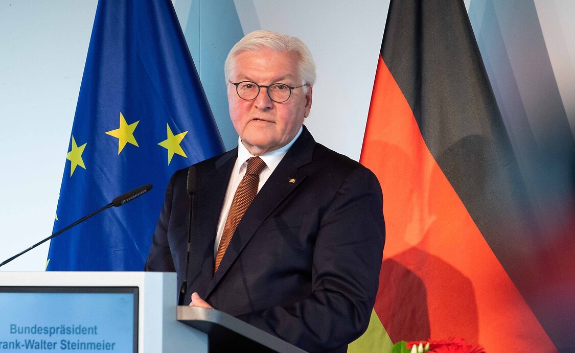 Президент Германии заявил об угрозе демократии в стране