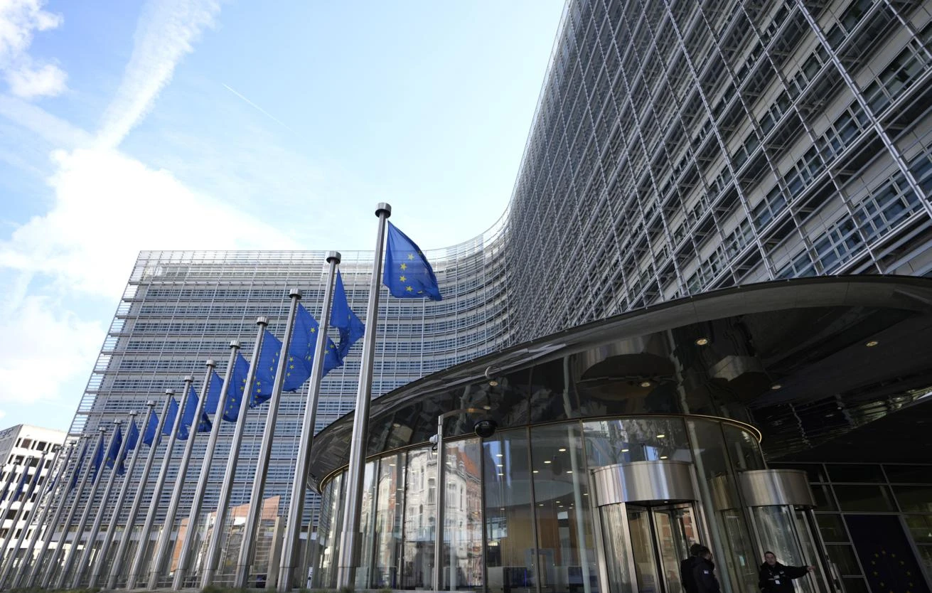 The EC wants to limit the powers of Frontex in the investigation of human rights violations.