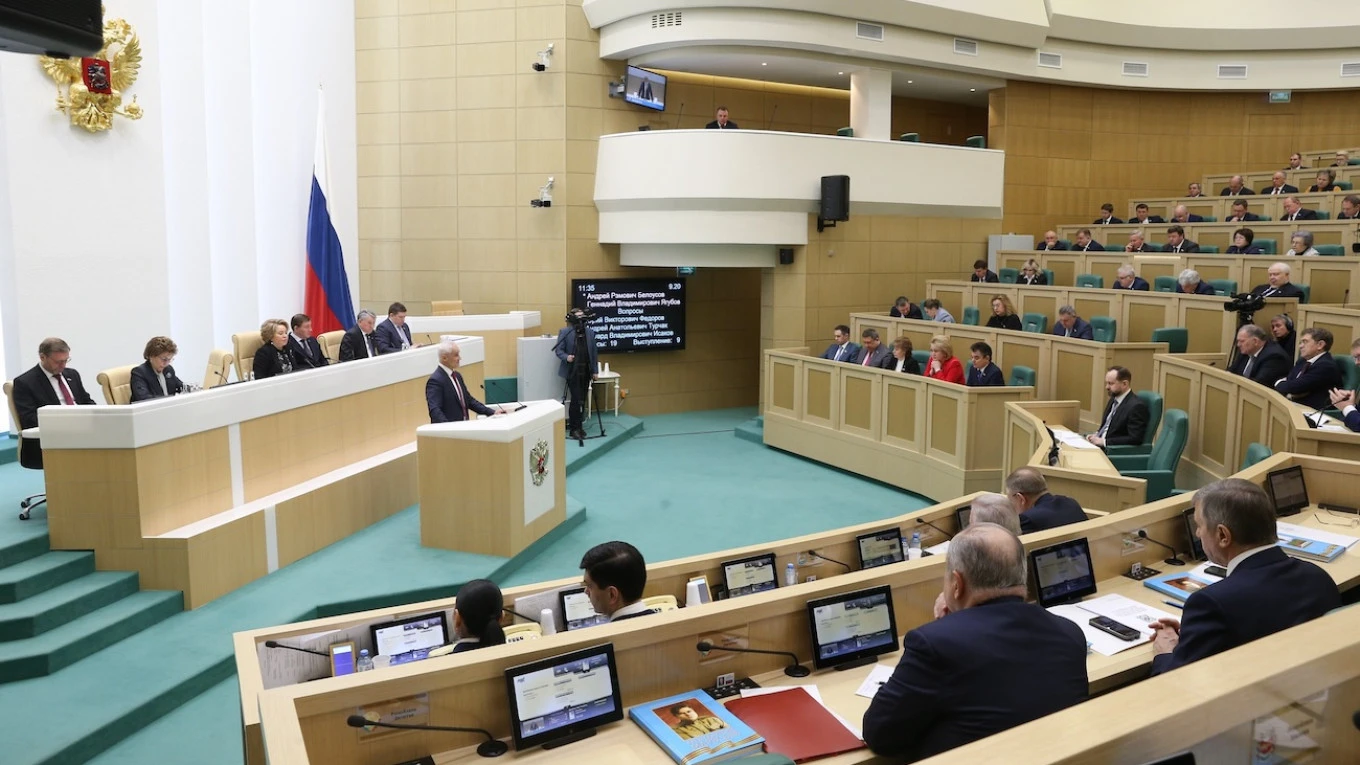 В Совете Федерации РФ призвали обсудить запрет на въезд в Россию губернатора Ширака