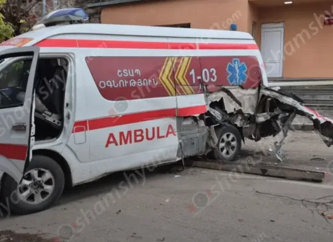Tragic accident involving the ambulance. the nurse died